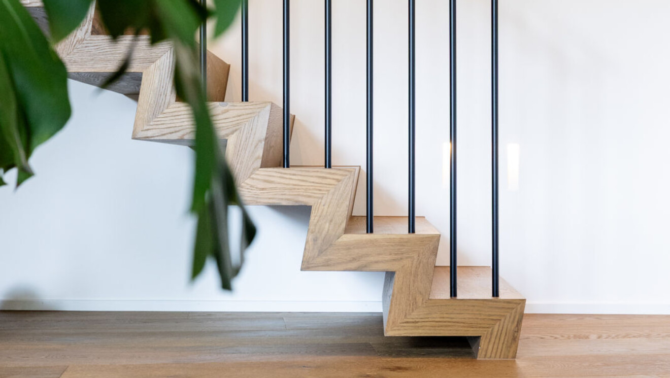 Parkett Treppe Eiche Landhausdiele