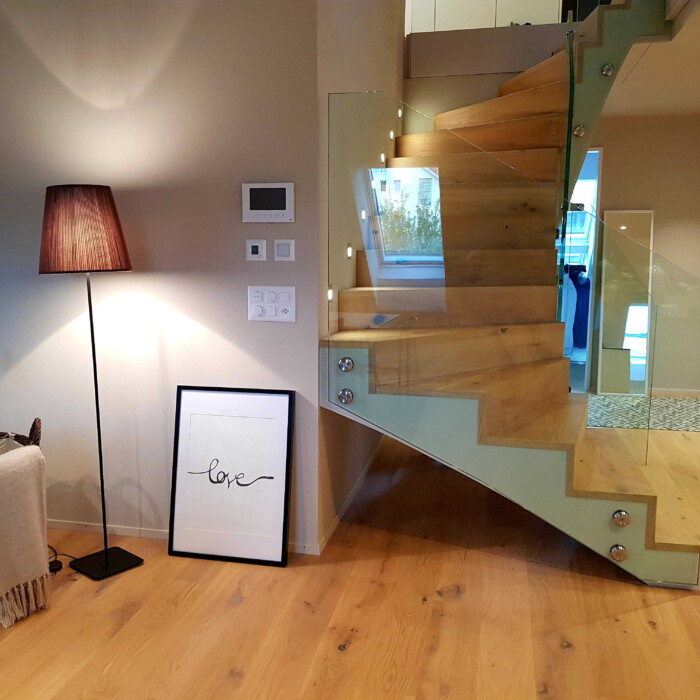 Parkett Eiche Landhausdiele Treppe